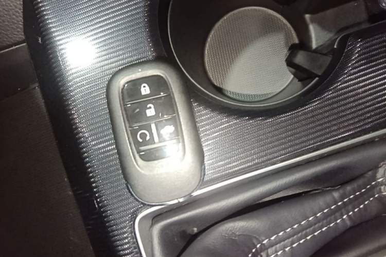 Used Honda Civic 2022 240TURBO CVT Dynamic Edition Vehicle Key