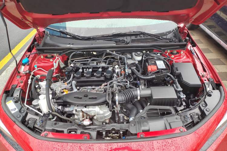 Used Honda Civic 2022 240TURBO CVT Dynamic Edition Engine Bay