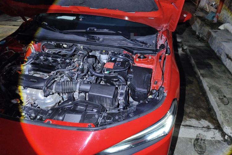 Used Honda Civic 2022 240TURBO CVT Dynamic Edition Engine Bay Left