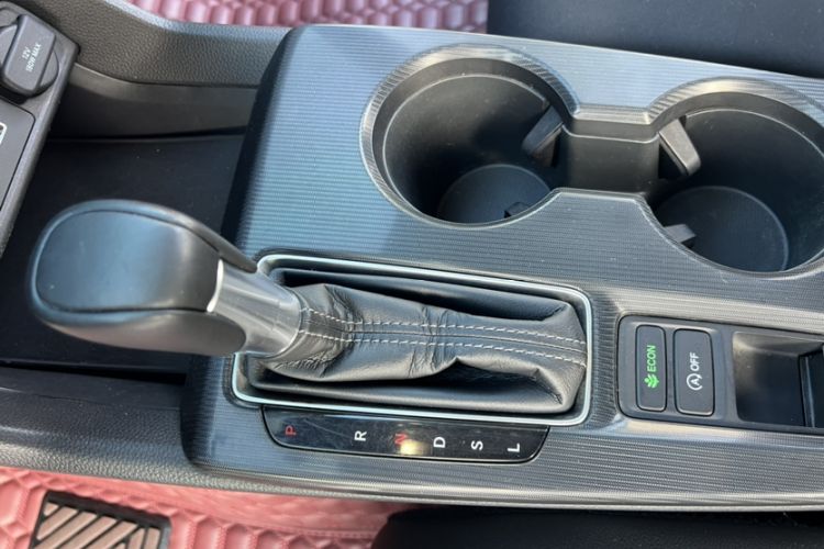Used Honda Civic 2022 240TURBO CVT Dynamic Edition Gear Lever