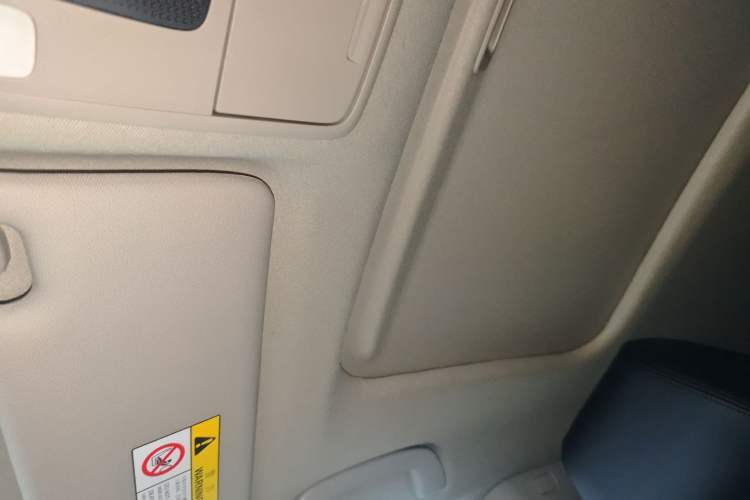 Used Honda Civic 2022 240TURBO CVT Dynamic Edition Headliner