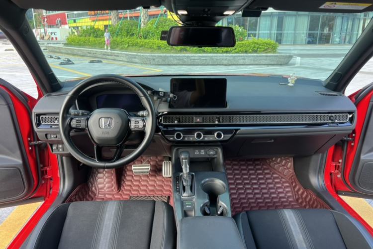 Used Honda Civic 2022 240TURBO CVT Dynamic Edition Interior 1