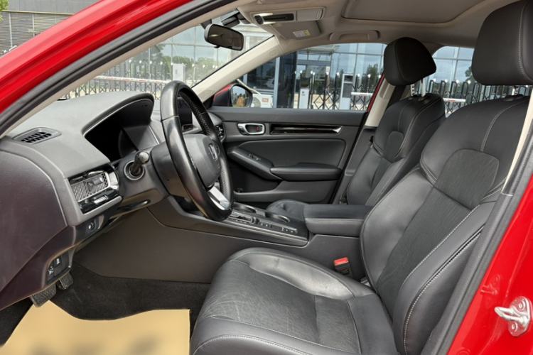 Used Honda Civic 2022 180TURBO CVT Shangdong Edition Interior 4