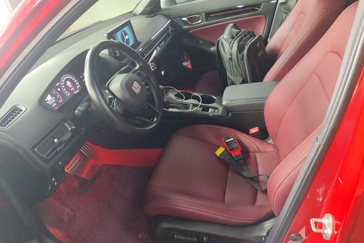 Used Honda Civic 2022 240TURBO CVT Dynamic Edition Left Front Seat