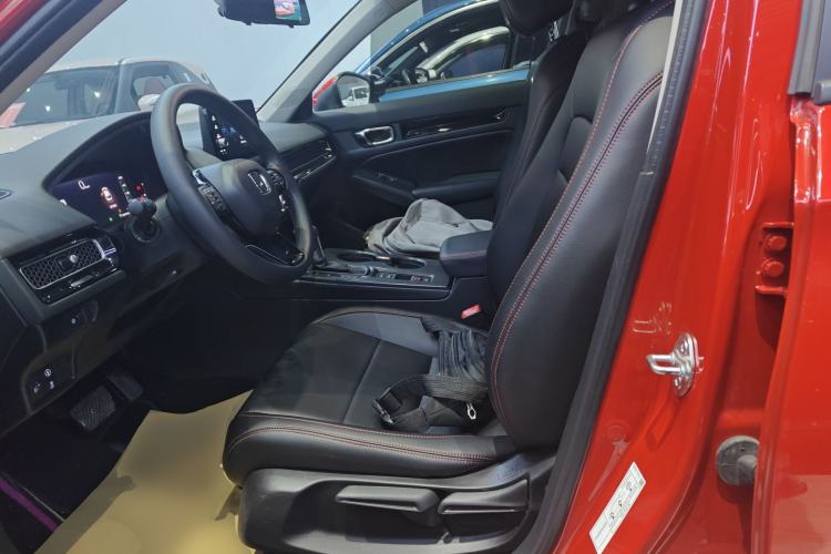 Used Honda Civic 2022 240TURBO CVT Dynamic Edition Left Front Seat