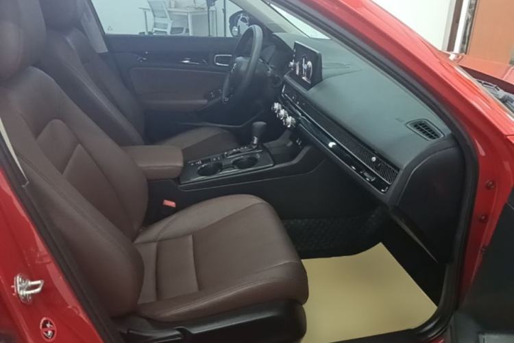 Used Honda Civic 2022 240TURBO CVT Dynamic Edition Right Front Seat