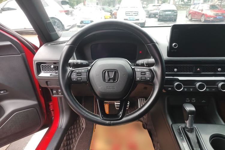 Used Honda Civic 2022 240TURBO CVT Dynamic Edition Steering Wheel