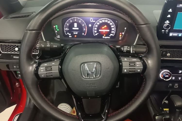 Used Honda Civic 2022 240TURBO CVT Ignition Edition Steering Wheel