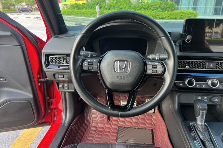 Used Honda Civic 2022 240TURBO CVT Dynamic Edition Steering Wheel