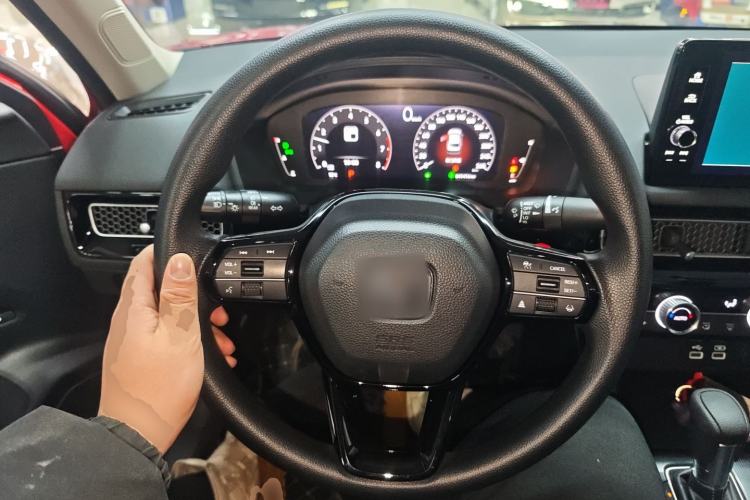 Used Honda Civic 2022 240TURBO CVT Dynamic Edition Steering Wheel