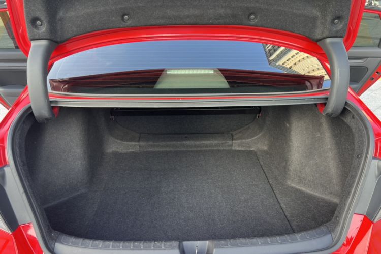Used Honda Civic 2022 240TURBO CVT Dynamic Edition Trunk