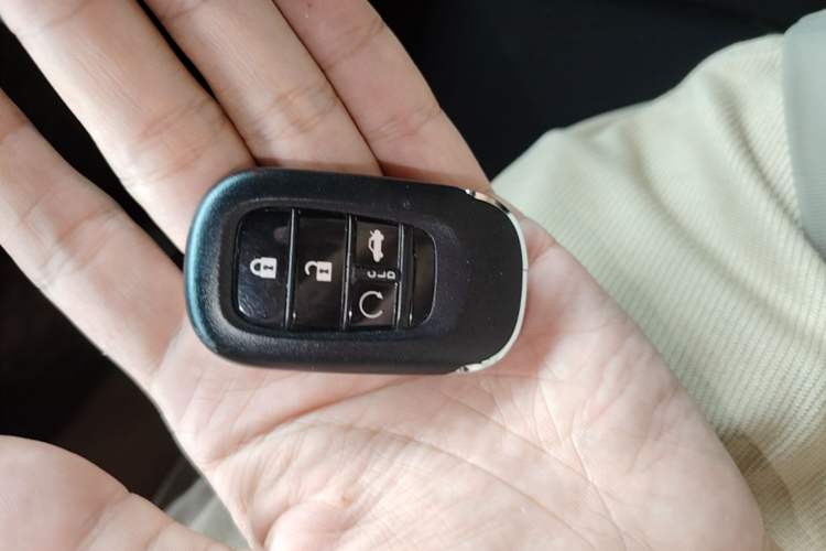 Used Honda Civic 2022 240TURBO CVT Dynamic Edition Vehicle Key