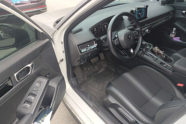 Used Honda Civic 2022 240TURBO CVT Dynamic Edition Driver Seat