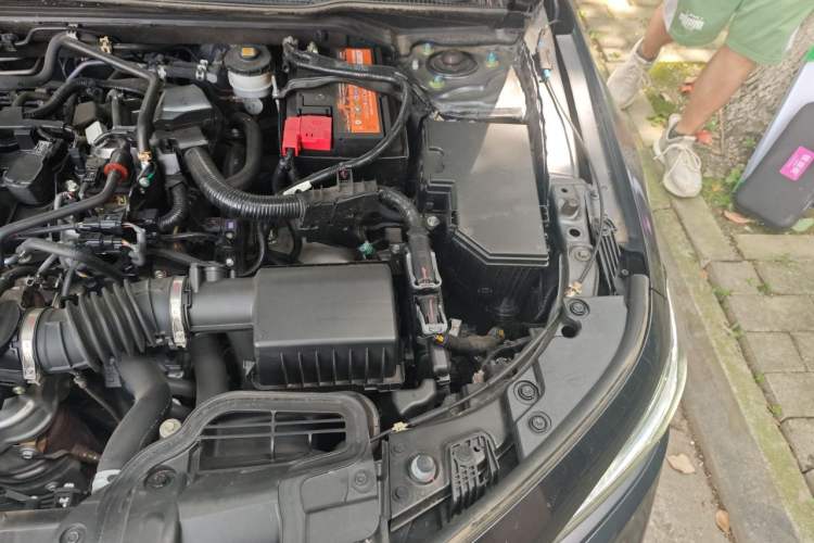 Used Honda Civic 2022 240TURBO CVT Dynamic Edition Engine Bay Left