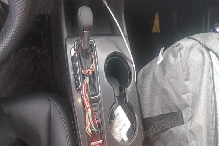 Used Honda Civic 2022 240TURBO CVT Dynamic Edition Gear Lever