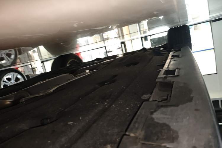 Used Honda Civic 2022 240TURBO CVT Dynamic Edition Right Side Sill