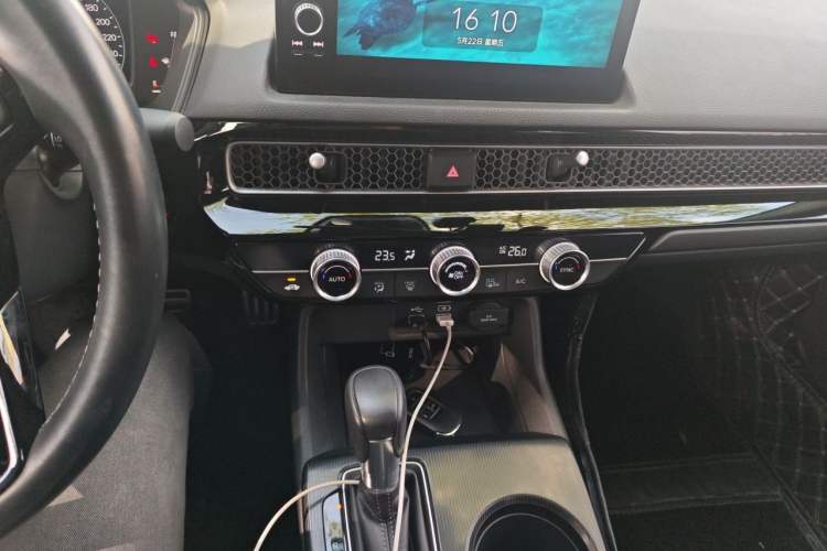 Used Honda Civic 2022 240TURBO CVT Dynamic Edition Audio And AC Panel