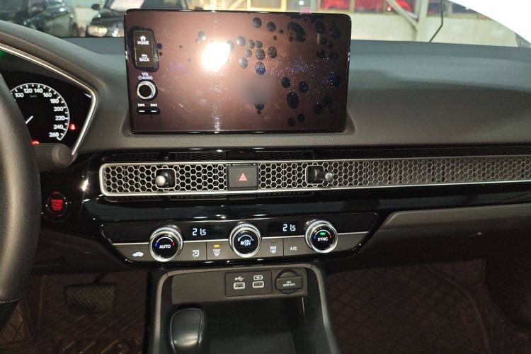 Used Honda Civic 2022 180TURBO CVT Shangqing Edition Audio And AC Panel