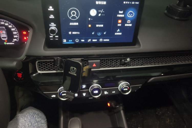 Used Honda Civic 2022 240TURBO CVT Jingcheng Edition Audio And AC Panel