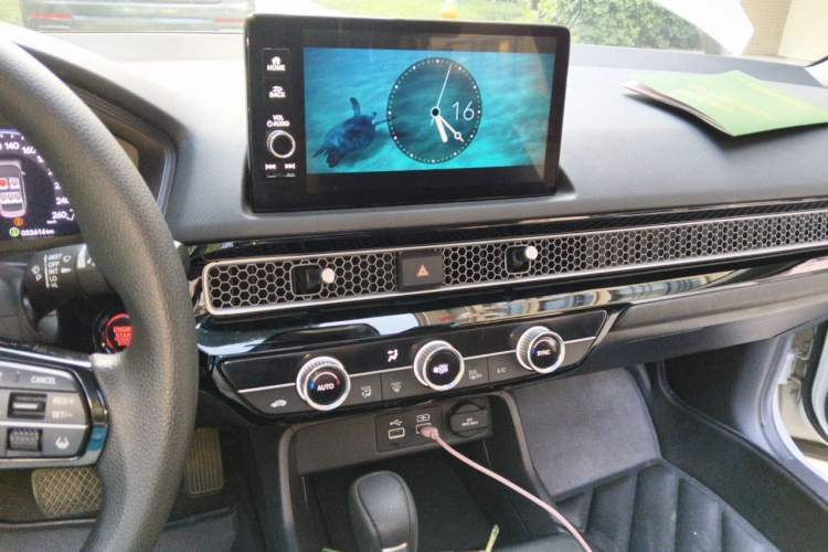 Used Honda Civic 2022 240TURBO CVT Dynamic Edition Audio And AC Panel