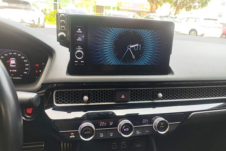 Used Honda Civic 2022 240TURBO CVT Dynamic Edition Audio And AC Panel