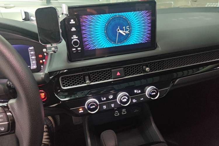 Used Honda Civic 2022 240TURBO CVT Dynamic Edition Audio And AC Panel