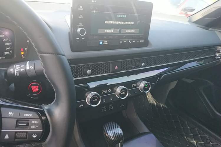 Used Honda Civic 2022 240TURBO CVT Dynamic Edition Audio And AC Panel