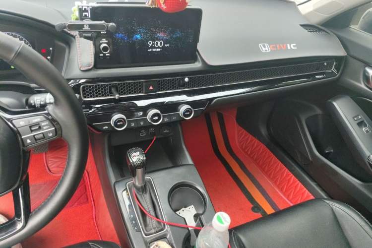 Used Honda Civic 2022 240TURBO CVT Dynamic Edition Audio And AC Panel