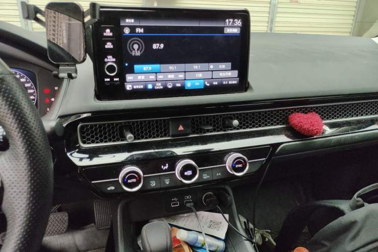 Used Honda Civic 2022 240TURBO CVT Dynamic Edition Audio And AC Panel