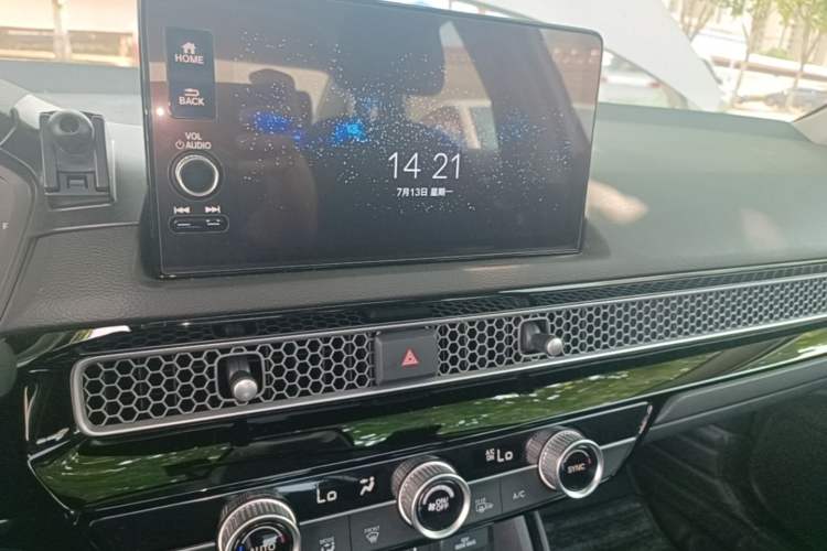 Used Honda Civic 2022 240TURBO CVT Jingcheng Edition Audio And AC Panel