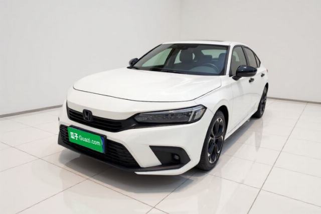 Ojetý Honda Civic 2022 240TURBO CVT Dynamic Edition