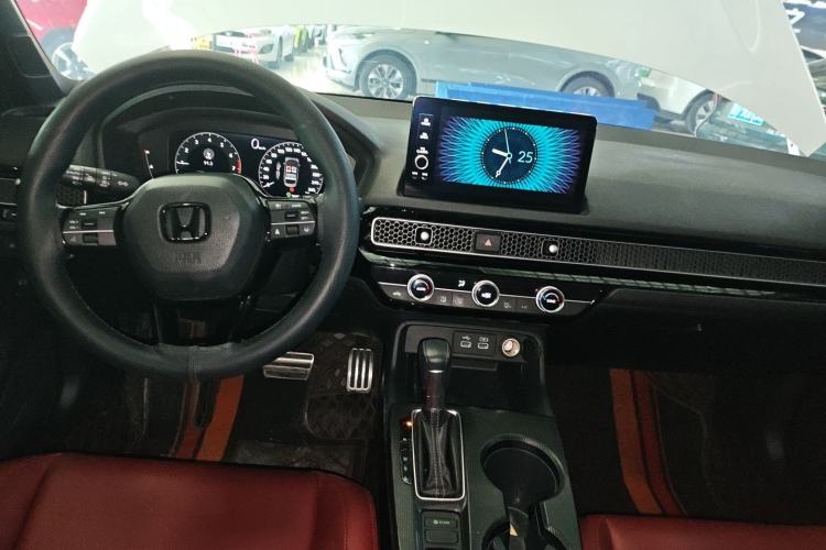 Used Honda Civic 2022 240TURBO CVT Dynamic Edition Center Console