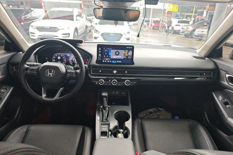 Used Honda Civic 2022 240TURBO CVT Dynamic Control Version Center Console