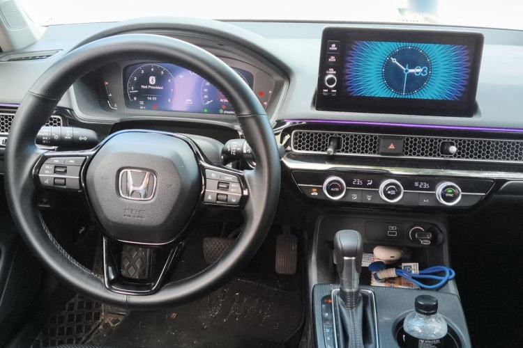 Used Honda Civic 2022 240TURBO CVT Dynamic Edition Center Console