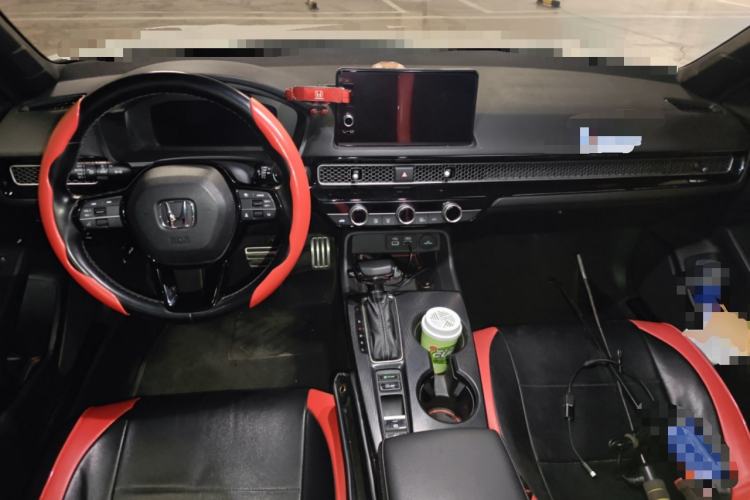 Used Honda Civic 2022 240TURBO CVT Dynamic Edition Center Console