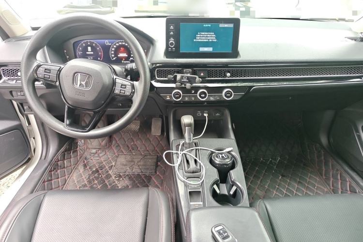 Used Honda Civic 2022 240TURBO CVT Dynamic Edition Center Console