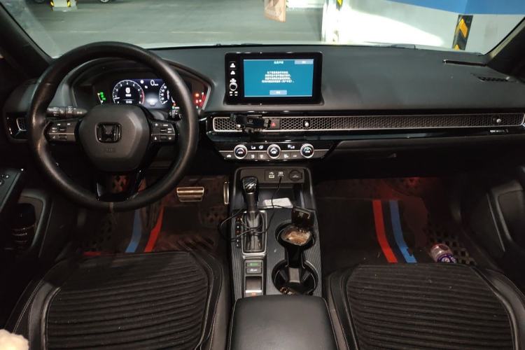 Used Honda Civic 2022 240TURBO CVT Dynamic Edition Center Console