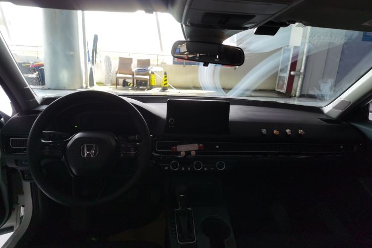 Used Honda Civic 2022 240TURBO CVT Dynamic Edition Center Console