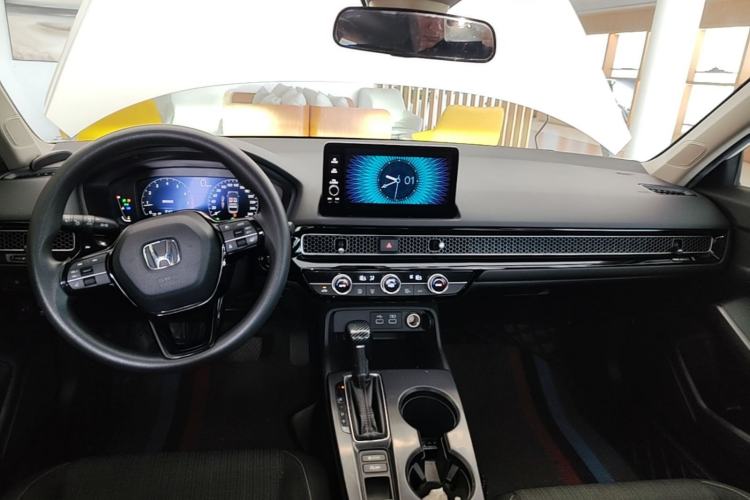 Used Honda Civic 2022 240TURBO CVT Dynamic Edition Center Console