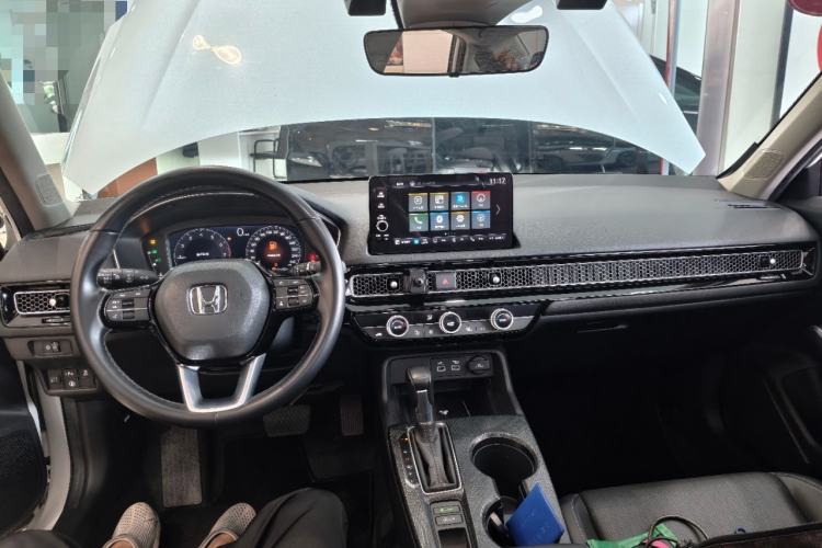 Used Honda Civic 2022 240TURBO CVT Dynamic Control Version Center Console