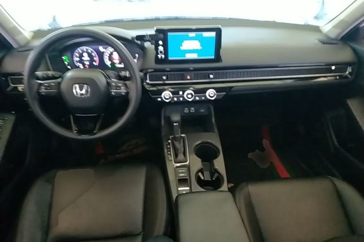 Used Honda Civic 2022 240TURBO CVT Dynamic Edition Center Console
