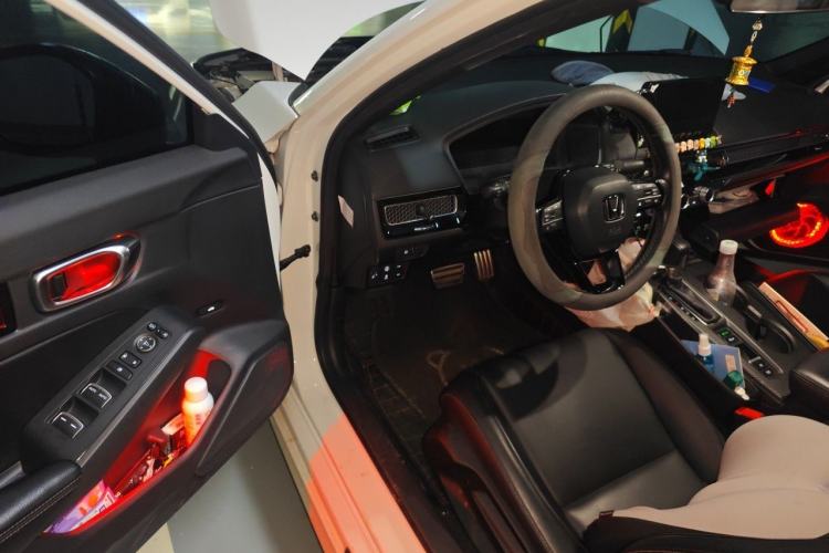Used Honda Civic 2022 240TURBO CVT Dynamic Edition Driver Seat