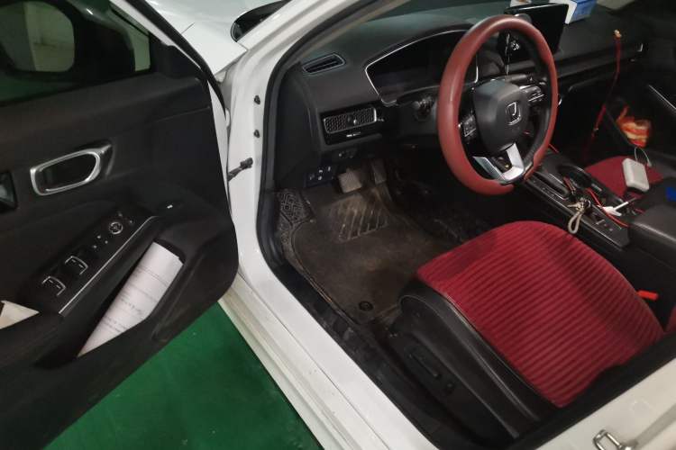 Used Honda Civic 2022 240TURBO CVT Dynamic Control Version Driver Seat
