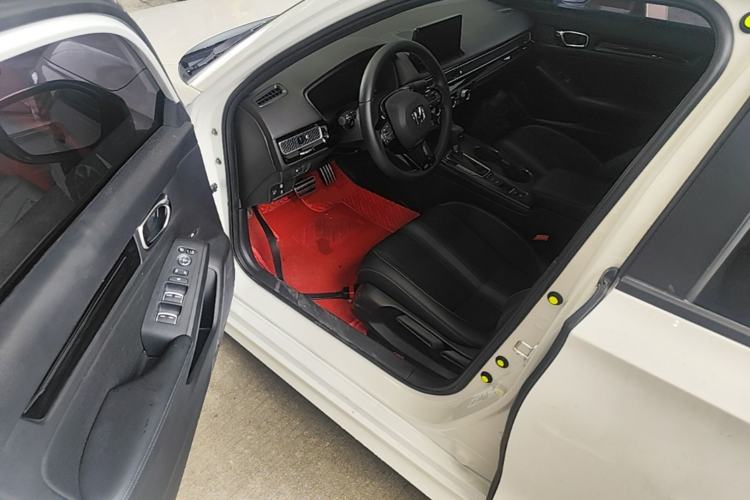 Used Honda Civic 2022 240TURBO CVT Dynamic Edition Driver Seat