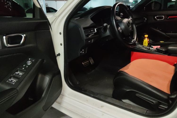 Used Honda Civic 2022 240TURBO CVT Dynamic Edition Driver Seat