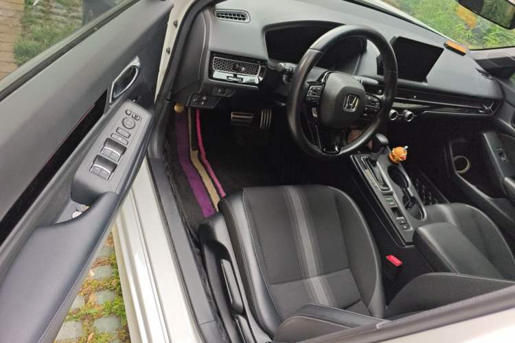 Used Honda Civic 2022 240TURBO CVT Dynamic Edition Driver Seat