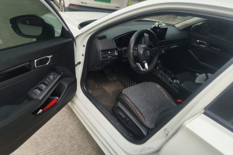 Used Honda Civic 2022 240TURBO CVT Dynamic Control Version Driver Seat