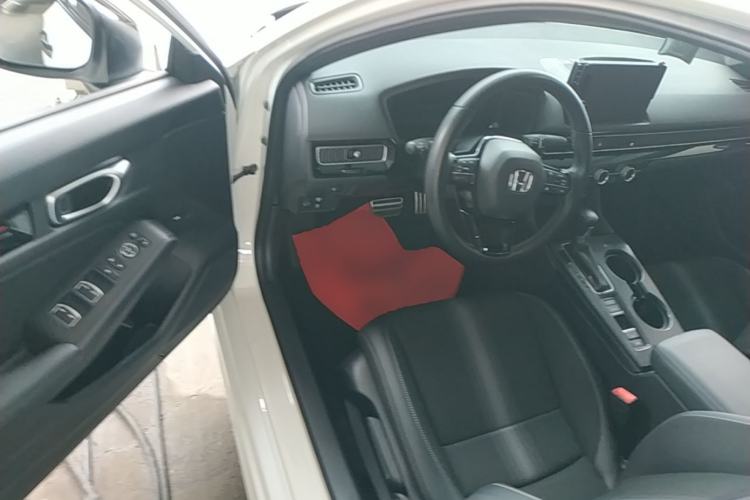 Used Honda Civic 2022 240TURBO CVT Dynamic Edition Driver Seat