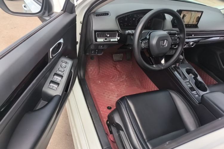 Used Honda Civic 2022 240TURBO CVT Dynamic Edition Driver Seat