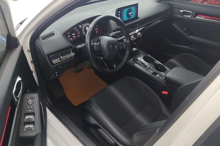 Used Honda Civic 2022 240TURBO CVT Dynamic Edition Driver Seat